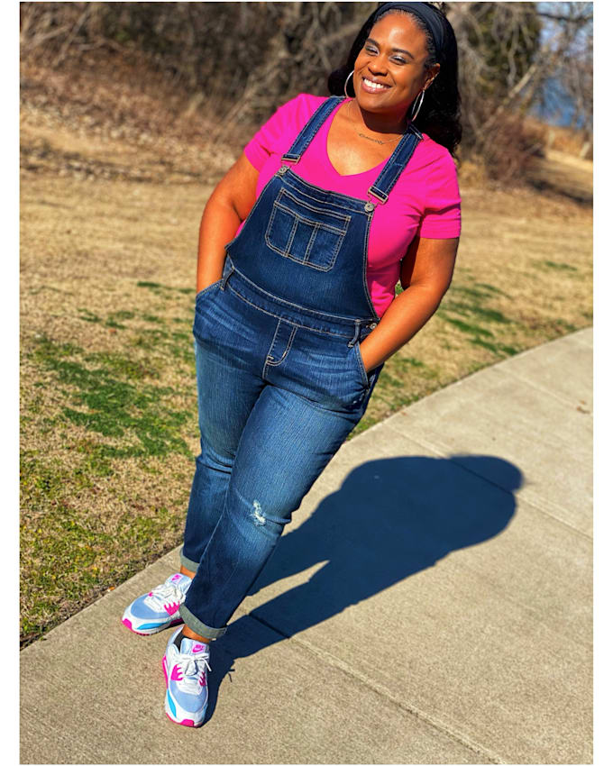 model and review plus size clothing for your brand