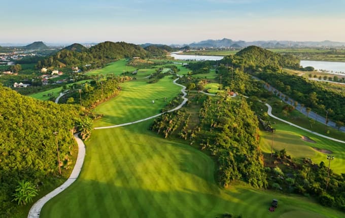 design site model from google map, golf course terrain,fairways, green landscape