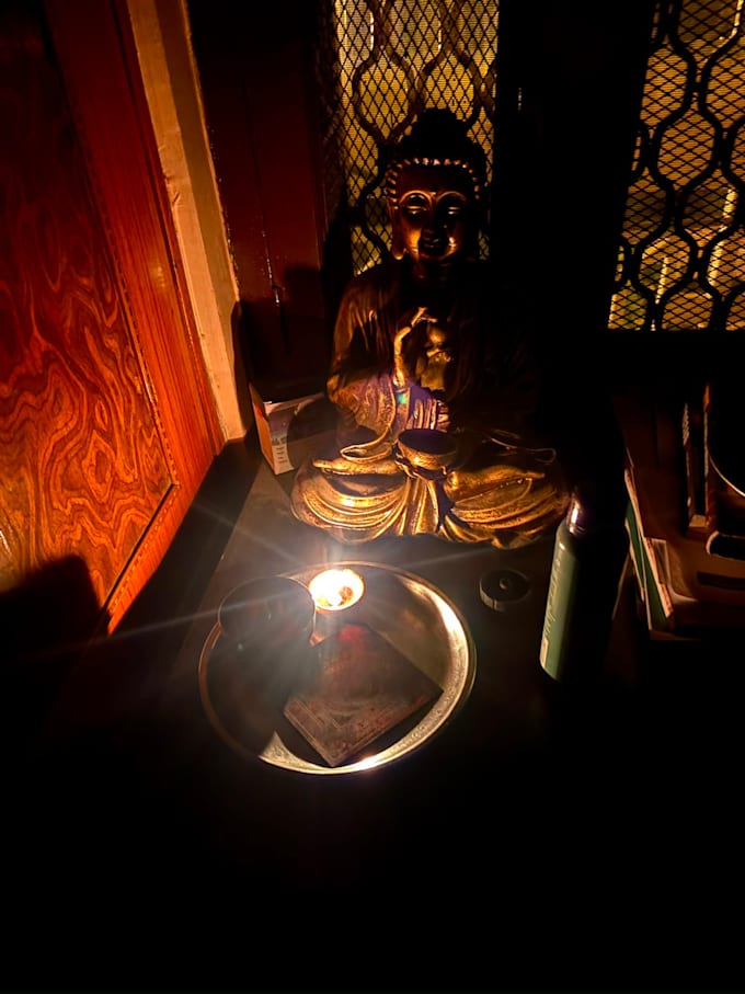 guide you through a chakra balancing and meditation session