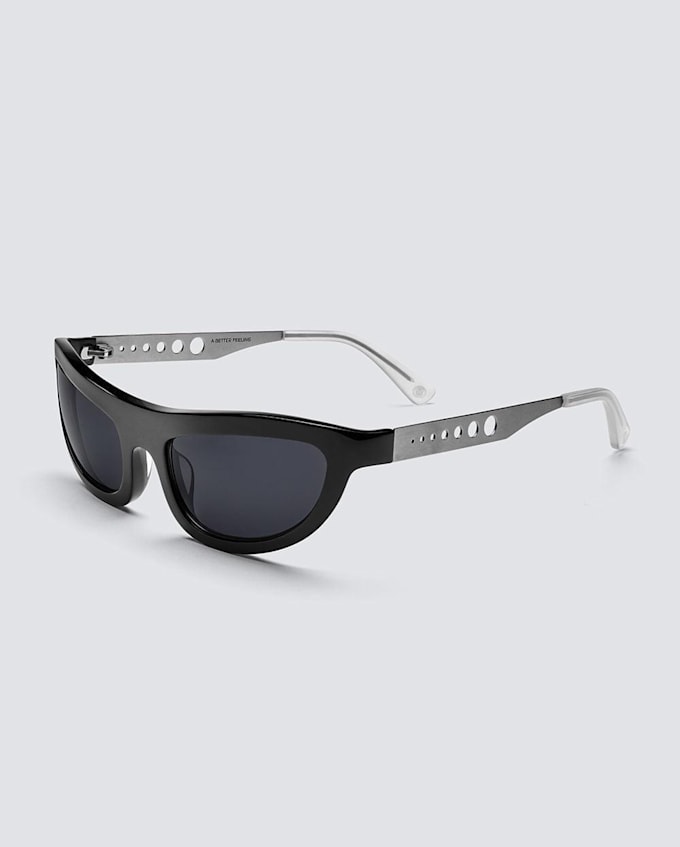 design 3d eyewear and sunglasses model for manufacturing and rendering
