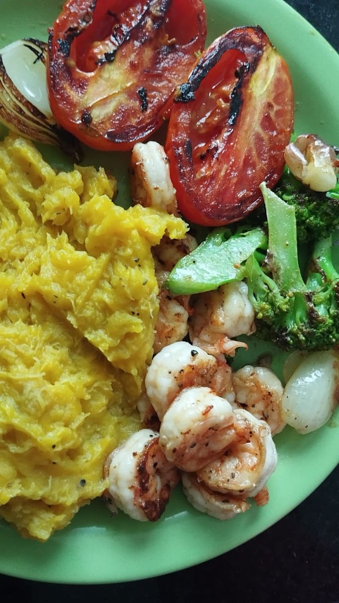 create engaging culinary content and translate food concepts