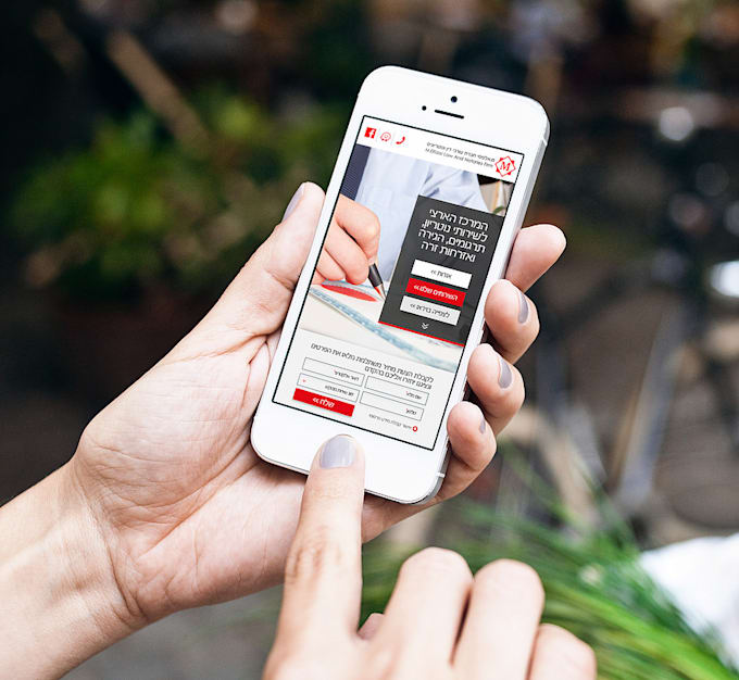 Design an interactive landing page for desktop and mobile by Yanaokrent