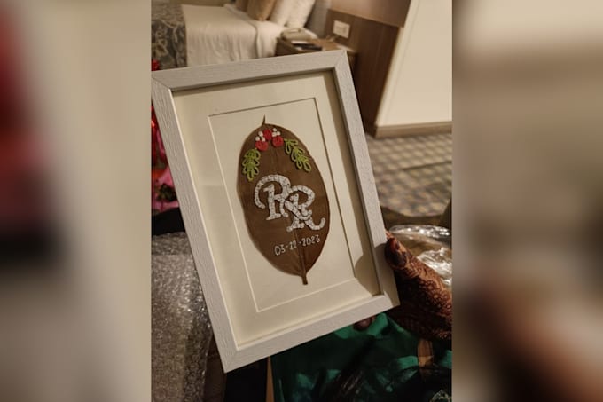 do embroidery on leaf art for anniversary gift
