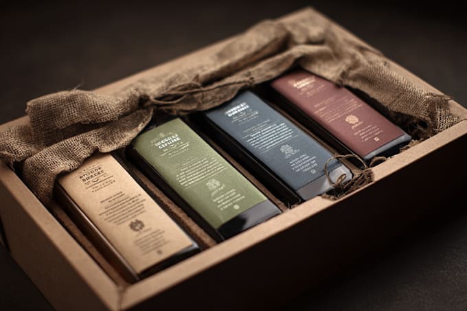draw organic product packaging or label design