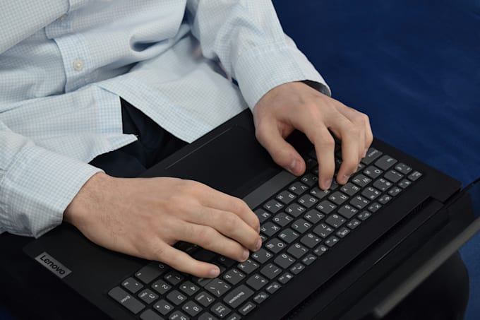 write and translate content arabic english