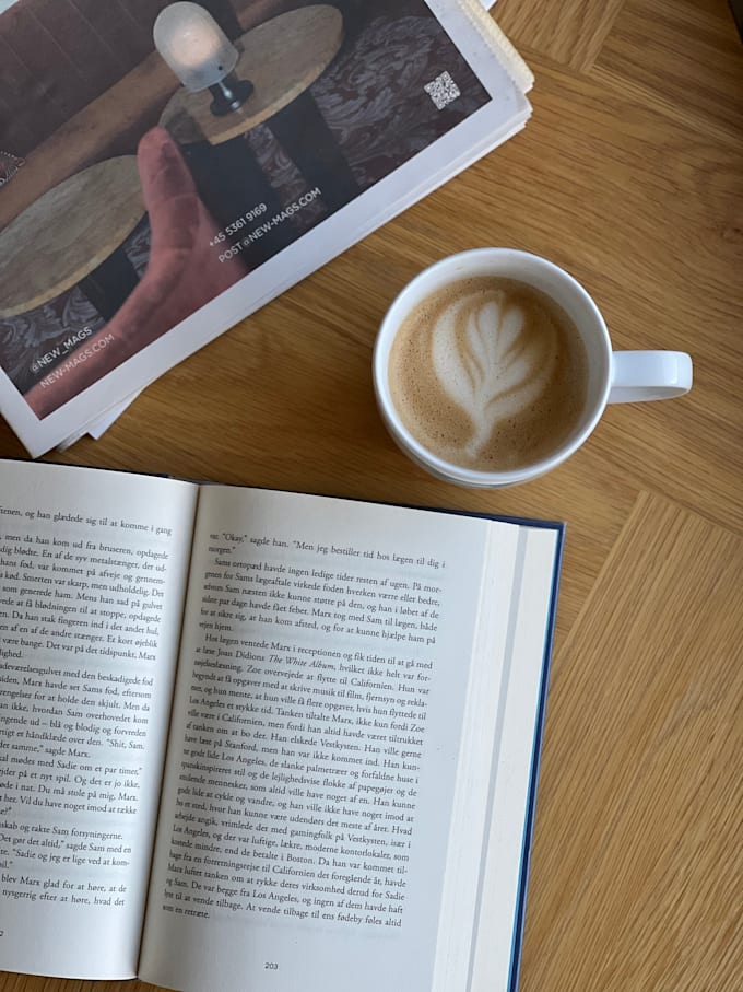 create authentic and scroll stopping content