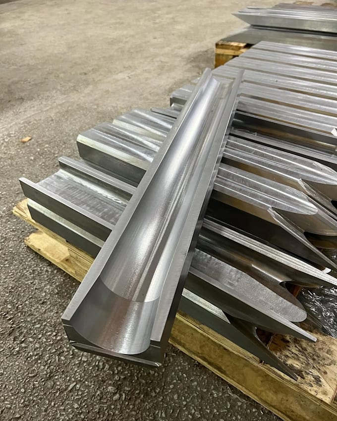 do rapid prototyping, cnc prototypes and metal 3d printing
