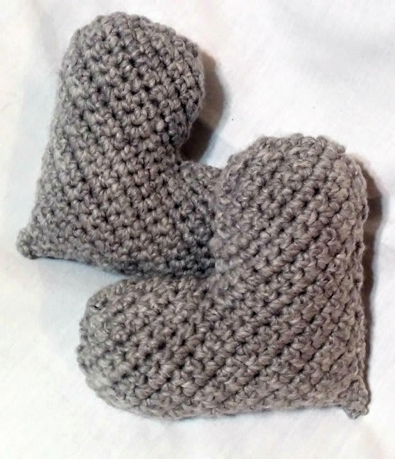 Crochet A Heart Pillow By Comeondance