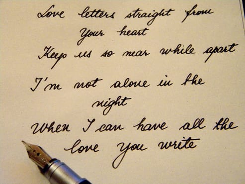 Write your girlfriend/boyfriend a love letter by Dionysusgal