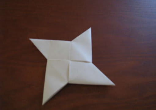 Make 6 Paper Ninja Throwing Stars Of Any Color