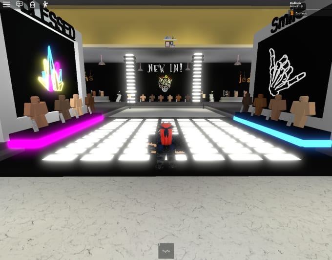 roblox build clothing screen