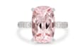 do natural jewelry retouching and editing