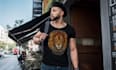 create realistic HD clothing and apparel mockups
