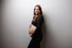 create authentic pregnancy ugc videos in german, deutsch