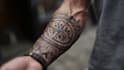 do black and white geometric custom tattoo, monoline logo