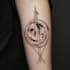 design a modern and minimalist tattoo design
