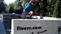 do parkour over 3 obstacles