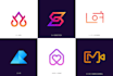 create an unique minimal colorful gradient logo