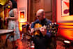 provide online guitar lessons for all levels