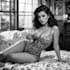 do playful bombshell retro style