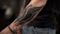 custom an abstract black tattoo design