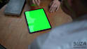 do screen replacement, tracking and visual effects