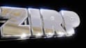 make some simple 3d logo motion