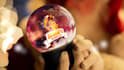 insert your logo in this christmas ball with santa