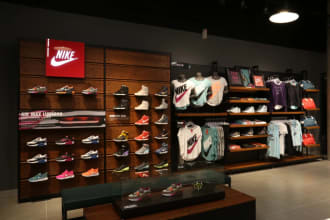 I will promote your shoe store, clothing store, boutique, to many active audience