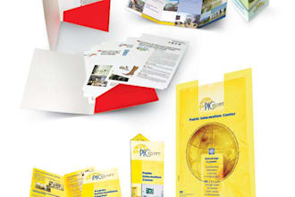 design your trifold flyer