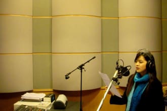 record a professional chinese female voiceover in 1 day