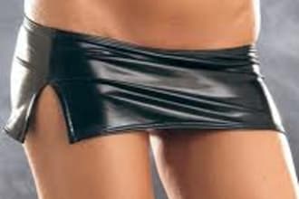 display your message as i wine my waist dancing with very short skirt