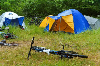 provide backlinks from the guest post on bicycle blogs