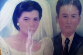 restore, repair, fix old damage photo, color images