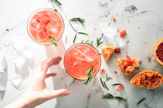 produce amazing cocktails and drinks photography