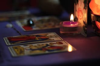 provide a psychic intuitive tarot reading