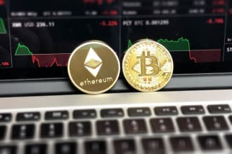 design autopilot crypto currency news website