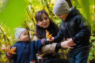 write an engaging article on parenting and mom life