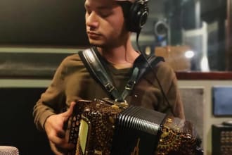 record a real accordion for your projects