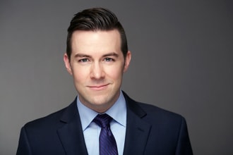 do editing and retouching headshot photo or portrait photo