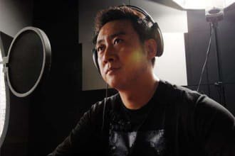provide professional deep smooth male chinese voice over