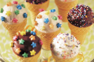 give instructions on making ice cream cone cupcakes
