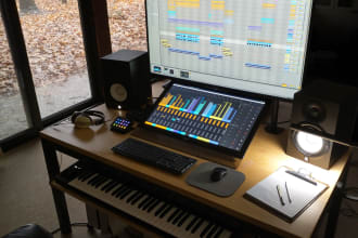 produce HQ royalty free music for commercials