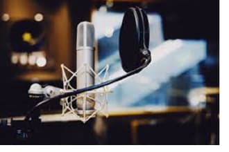 record a top quality british accent male voiceover
