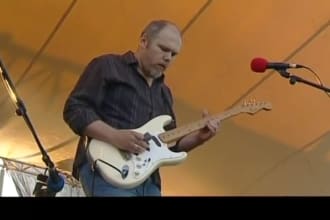 play superb lead guitar for your songs floyd hendrix clapton santana