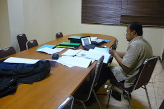 translate up to 500 words of English text into Indonesian and vice versa