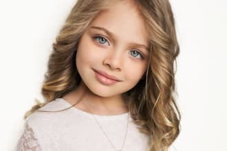 shoot product photography and video with a child girl model for amazon, website