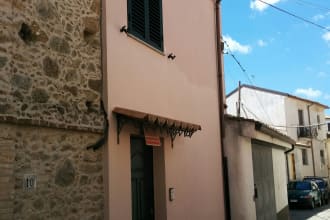 find cheap real estate on sale in italy