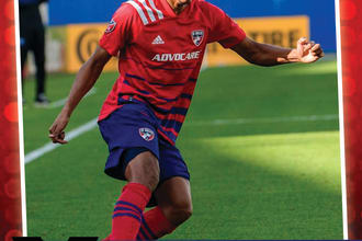 create a sports trading card design