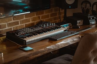 ghost produce edm, trap or future bass track